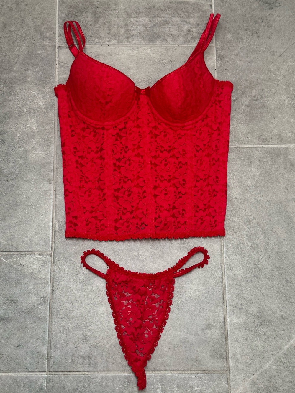 Elegant Moments Jollymore Corset & Thong Lingerie Set
